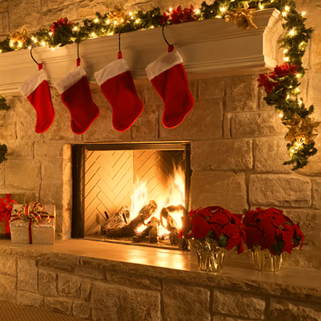 Mantel and Fireplace Decorations for Christmas 